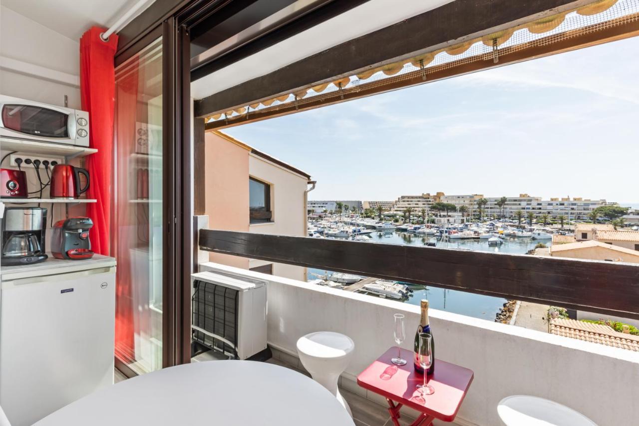 Studio Vue Mer Panoramique, Piscine Port Venus Village Naturiste Agde Luaran gambar